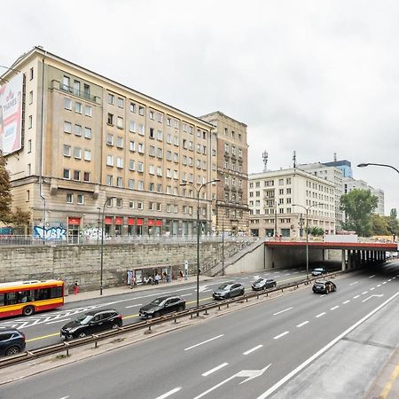 Plac Zbawiciela 3-Bedroom Apartment Варшава Экстерьер фото