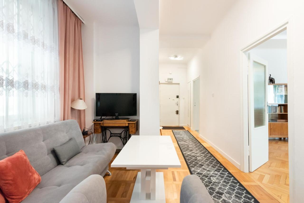 Plac Zbawiciela 3-Bedroom Apartment Варшава Экстерьер фото